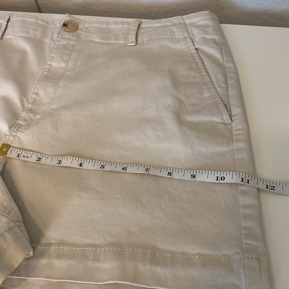 Loft 4” “The Washed Twill Short” in Khaki - Size 14 - Picture 11 of 12